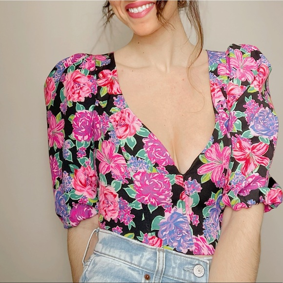 Size XS ZARA beautiful cropped blouse corset style puffed shoulder - Picture 2 of 2